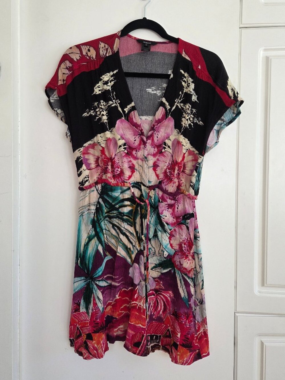 Desigual Floral Tunic Dress – Boho Colorful V-Neck 🌺